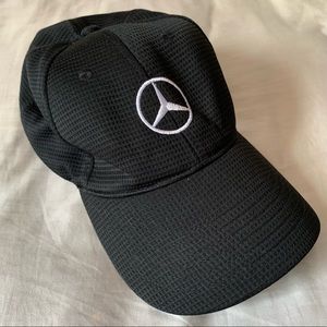 Mercedes-Benz Hat